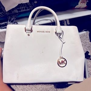 White Michael Kors crossbody bag